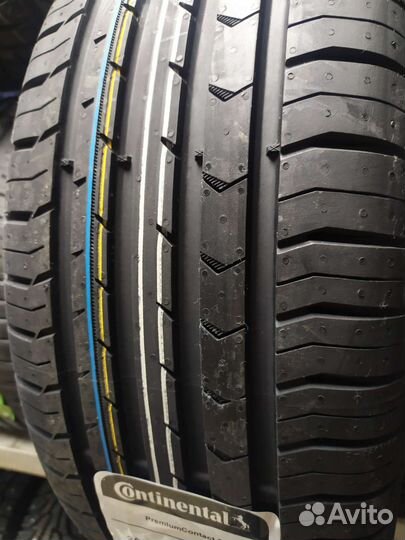 Continental ContiPremiumContact 5 215/55 R17