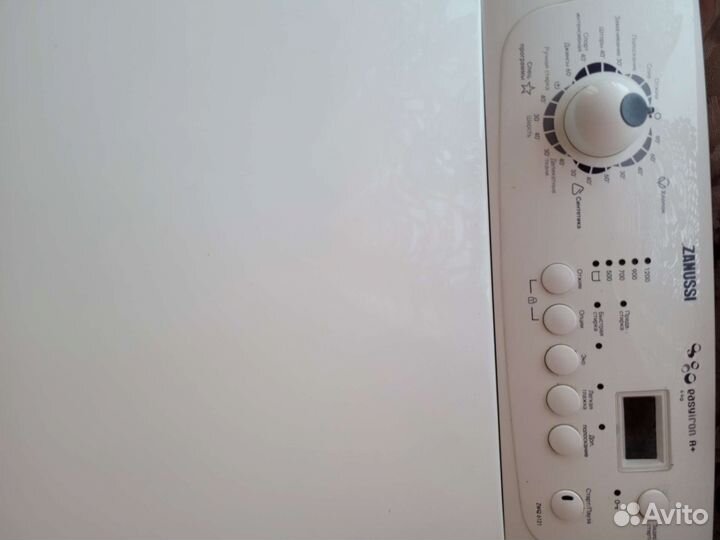 Стиральная машина с вертикальной загрузкой