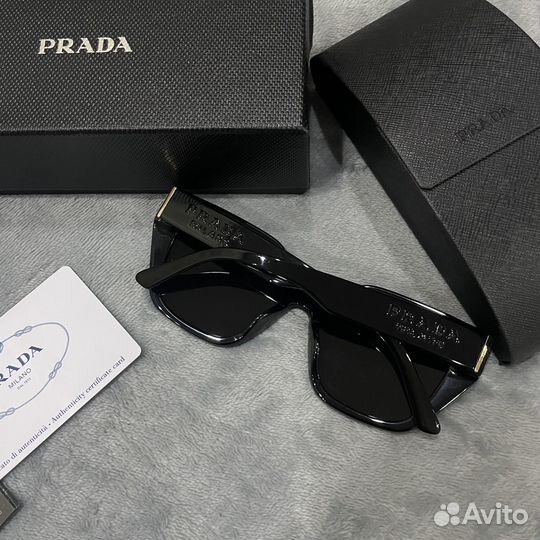 Очки prada