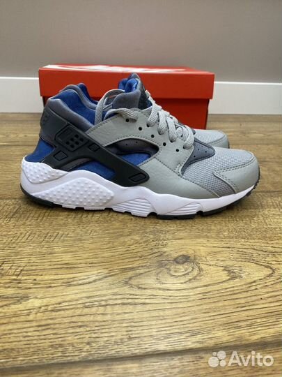 Кроссовки Nike huarache женские