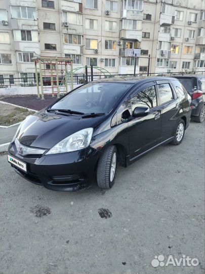 Honda Fit Shuttle 1.3 CVT, 2012, 190 500 км