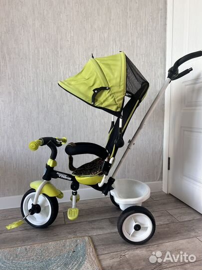 Детский велосипед с ручкой