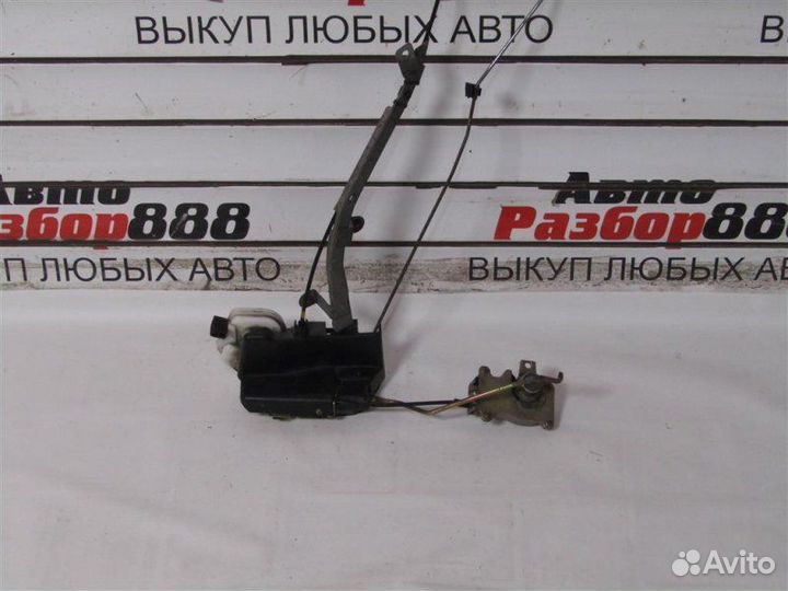 Замок двери передний левый Mitsubishi Pajero 3