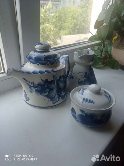 Чайник заварочный и сахарница СССР гжель