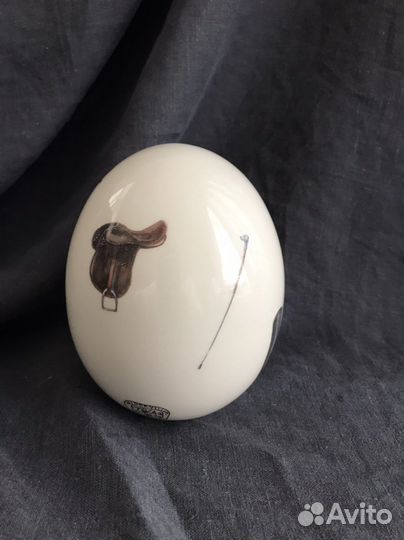 Фаянсовое яйцо Франция