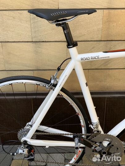 Велосипед Mercedes-Benz Limited Edition carbon