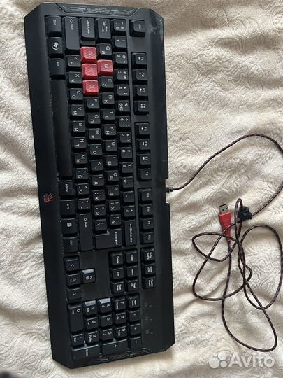 Игровая клавиатура bloody