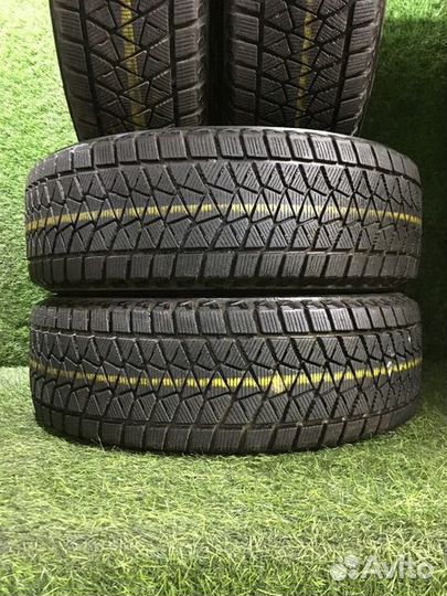 Bridgestone Blizzak DM-V2 225/65 R17 102Q