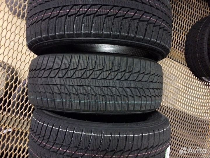 Firemax FM806 275/45 R21