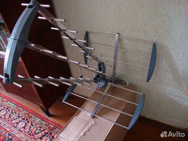 Антенна дальнебойная Fuba ANT-900F (DVB-T/T2)