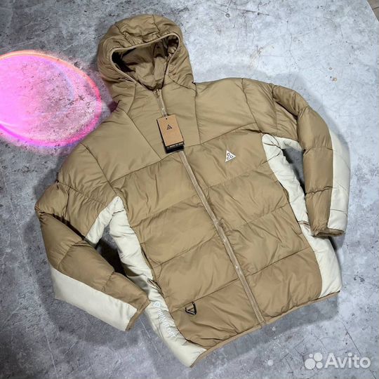 Осенний пуховик Nike ACG