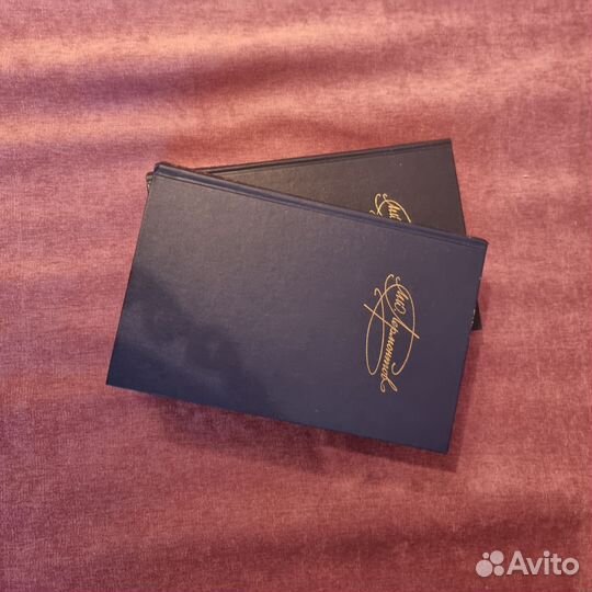 Продам книги