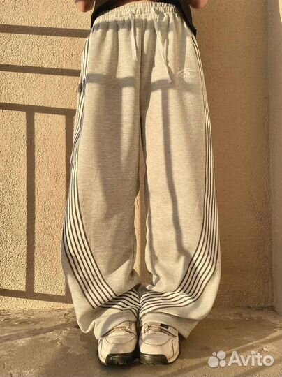 Широкие штаны Balenciaga type в наличии