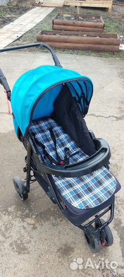 Прогулочная коляска