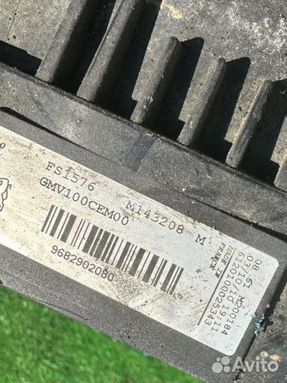 Вентилятор радиатора Peugeot 207 1.4 2009