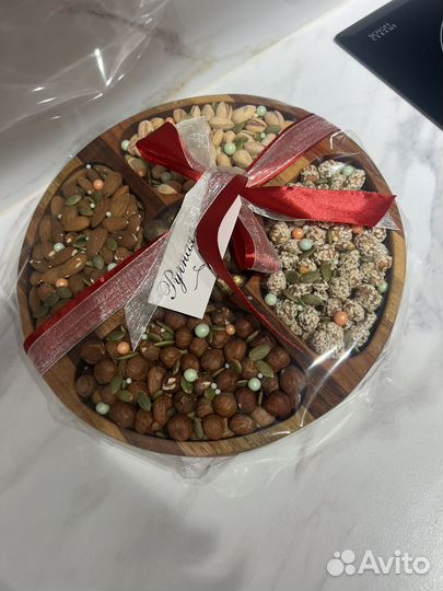 Подарочные наборы в менажницах, орехи