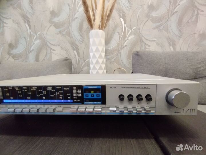 Тюнер Т7111 с фм