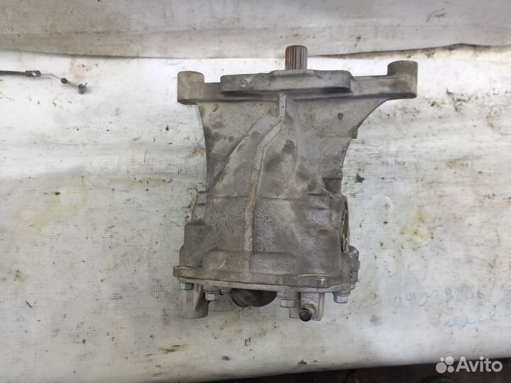 Редуктор Kia Sportage 530003B541