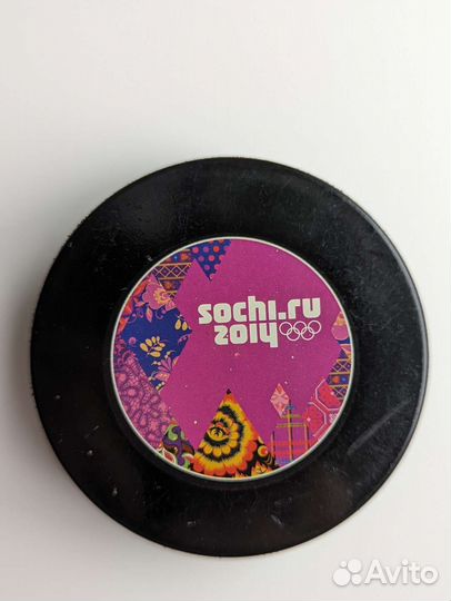 Официальная шайба хоккейных матчей Сочи 2014