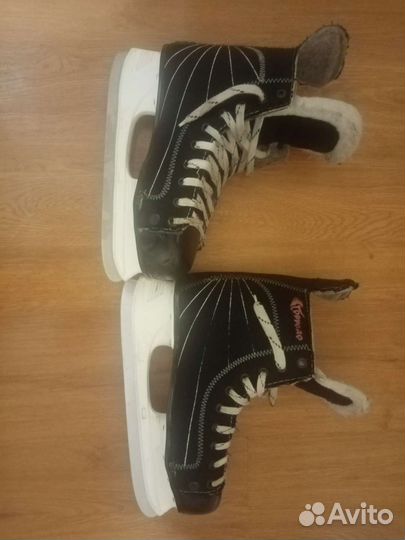 Коньки хоккейные 47