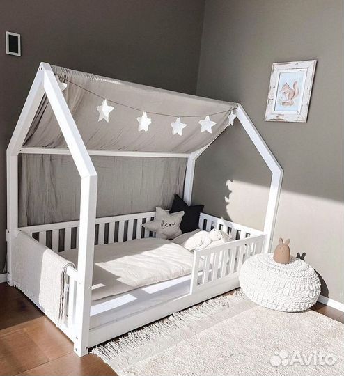 Детская кровать из бука Монтессори