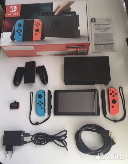 Nintendo Switch прошитая / комплект + донгл