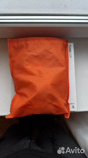 Беспроводные наушники jbl