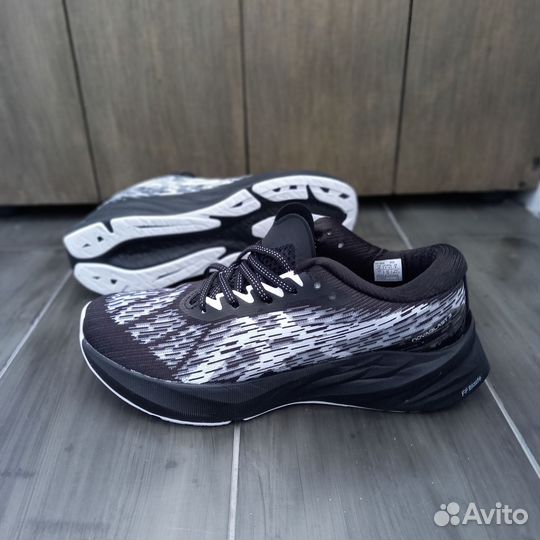 Кроссовки asics летние