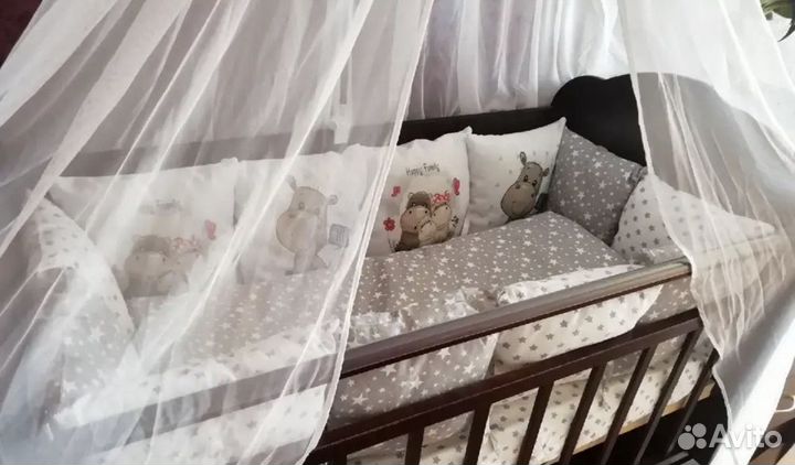 Комплект в кроватку для новорожденного