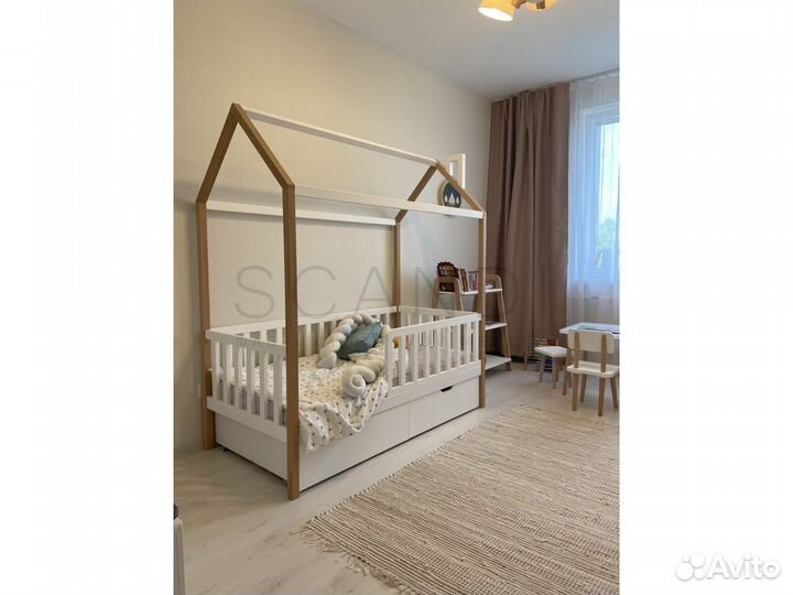 Детская кровать домик из бука
