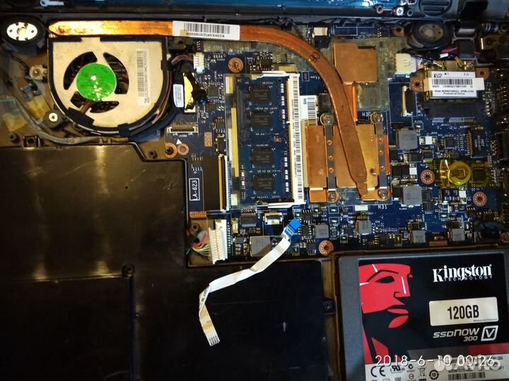 Lenovo U260 на запчасти сломана лев.петля LP125WH2