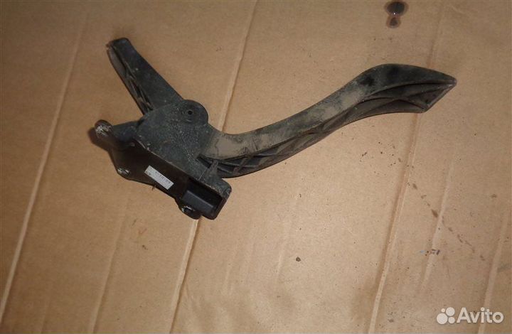 Педаль газа Ford Focus DBW eydk 2004