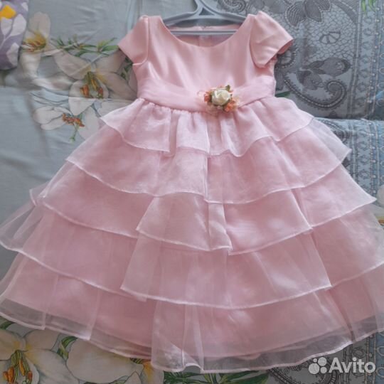 Платье праздничное 104 110