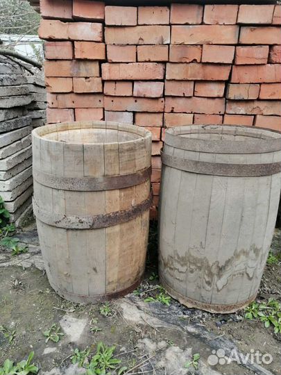 Деревянная бочка