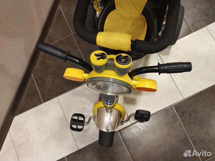 Трехколесный велосипед-каляска Trike 10