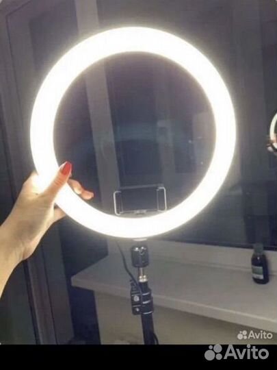 Кольцевая лампа