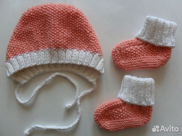 Шапочка + пинетки для новорожденного