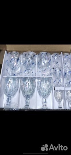 Набор фужеров и рюмок