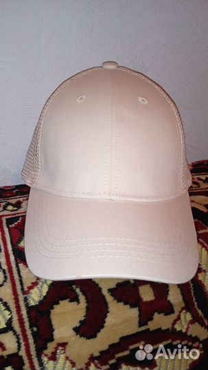 Кепка белая