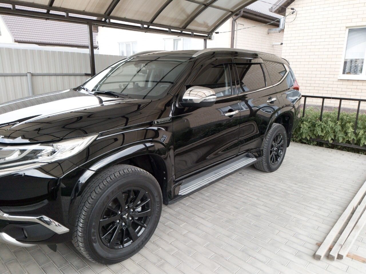 Mitsubishi Pajero Sport: фото владельца