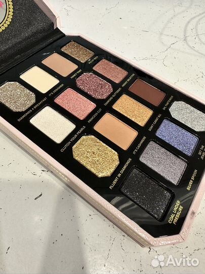 Палитра теней too faced