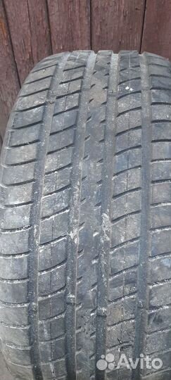 Dunlop SP Sport 2000 235/45 R17