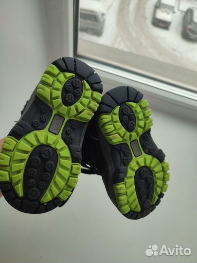 Ботинки зимние для мальчика 22