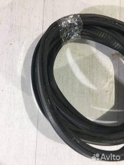 Уплотнитель багажника LADA vesta 1.6 мт седан