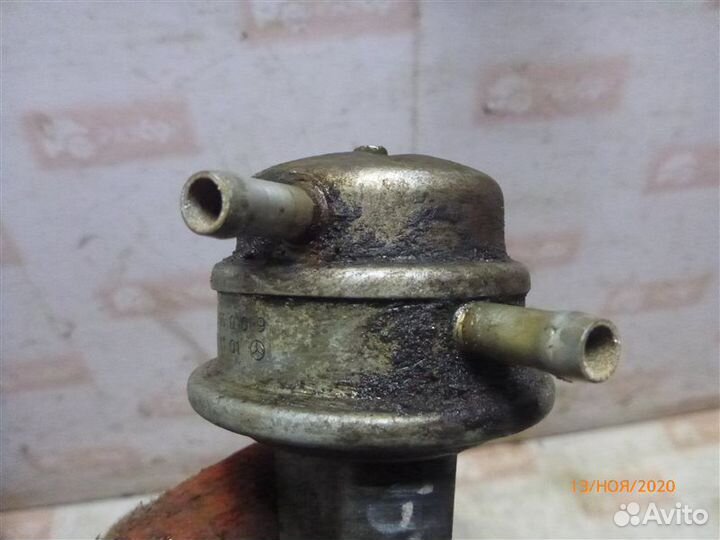 Насос топливный Mercedes-Benz 123 W123 1975-1985