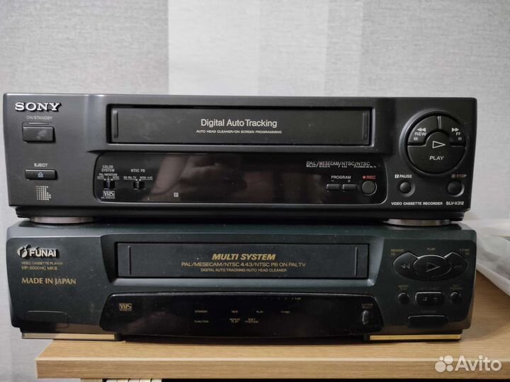 Видеомагнитофоны 2 шт