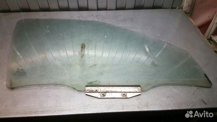 Стекло двери переднее правое Daewoo Nexia kletn