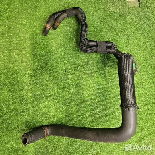 Патрубок радиатора Renault Trafic 2 2.5 DCI