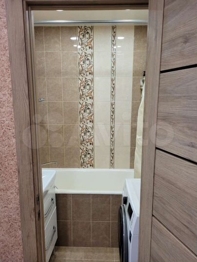 2-к. квартира, 50 м², 4/9 эт.