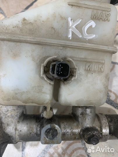 Главный тормозной цилиндр Kia Ceed Ed хэтчбэк 1.6